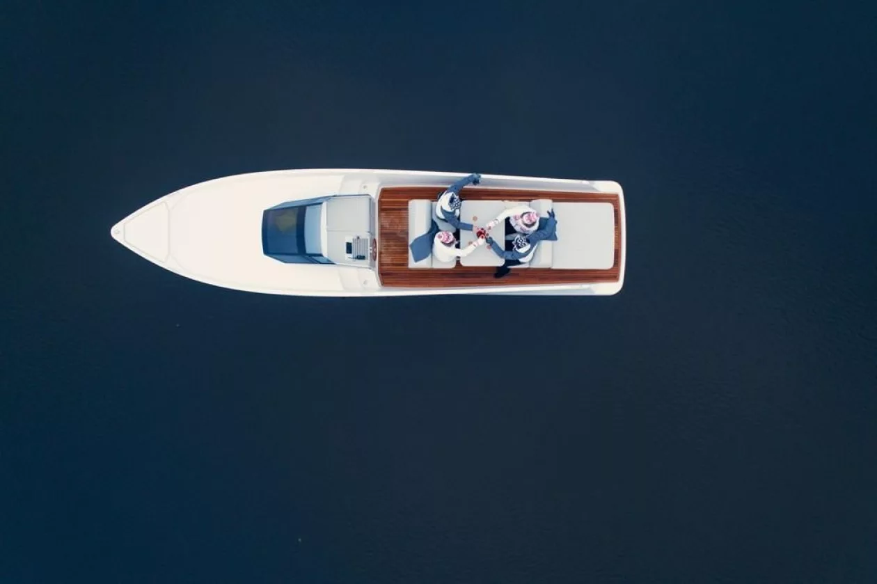 Q yacht04