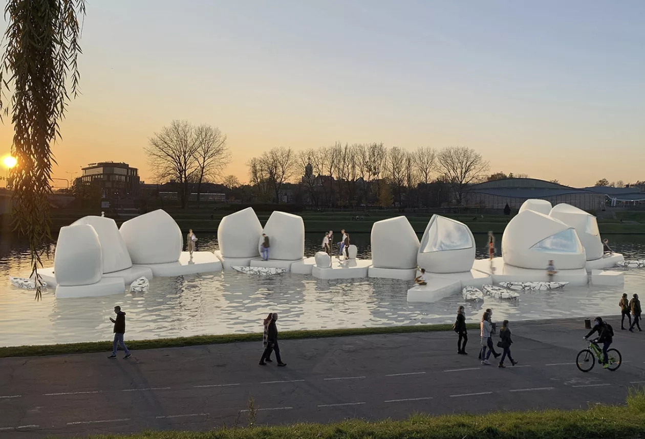 Floating Office Pods 2