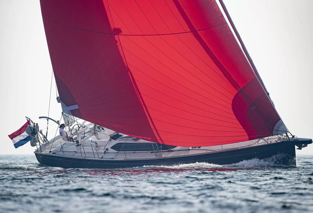 59 CS yacht