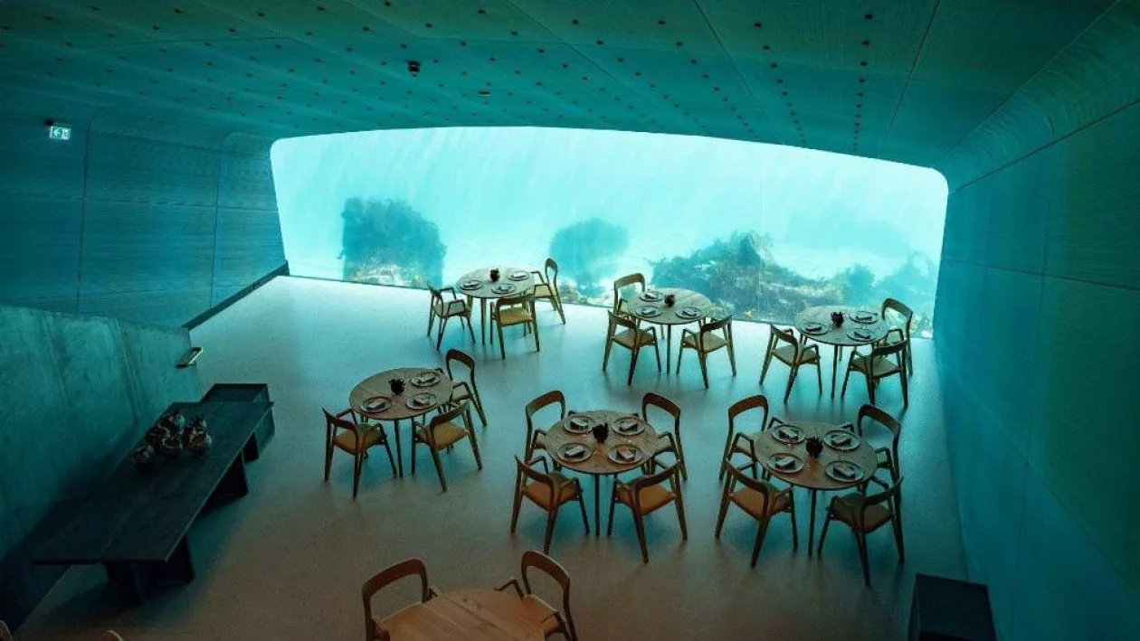 Restaurant03