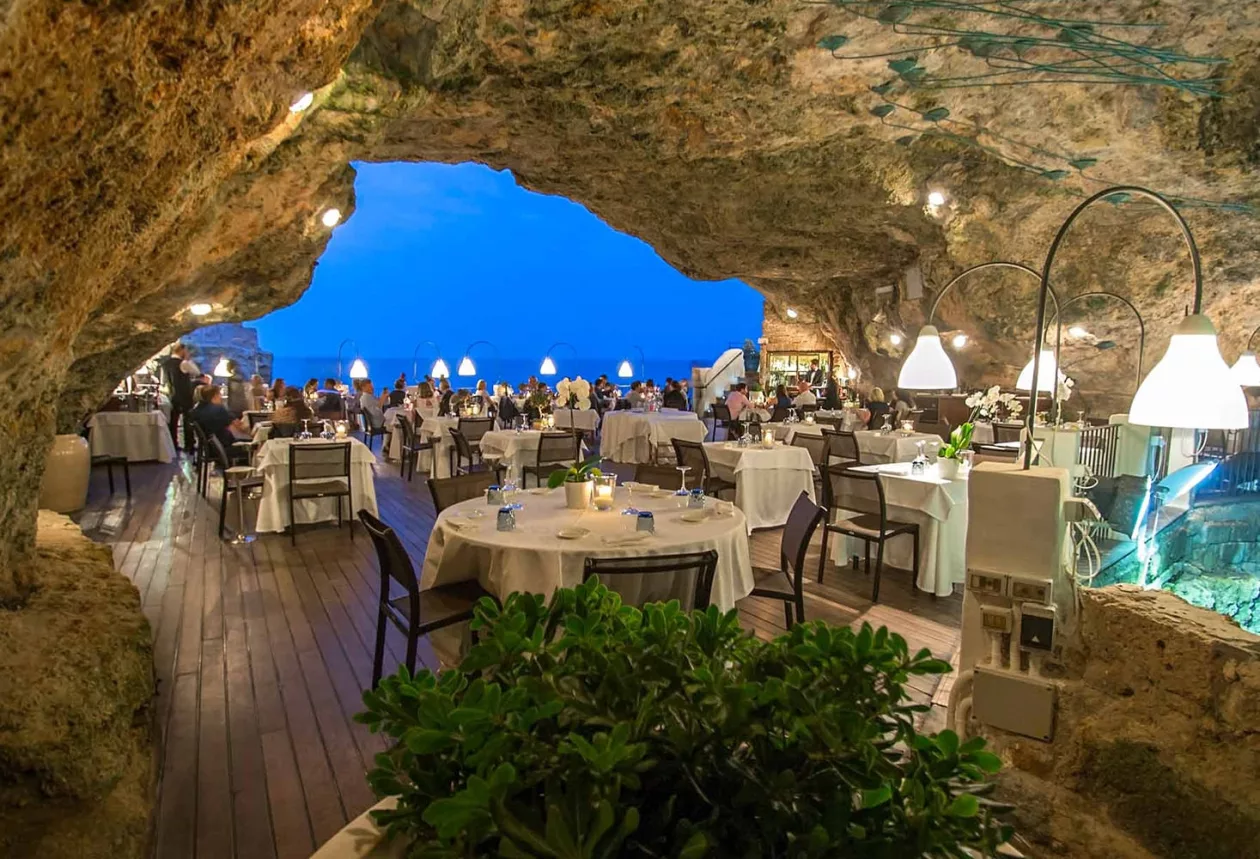 Grotta Palazzese 2