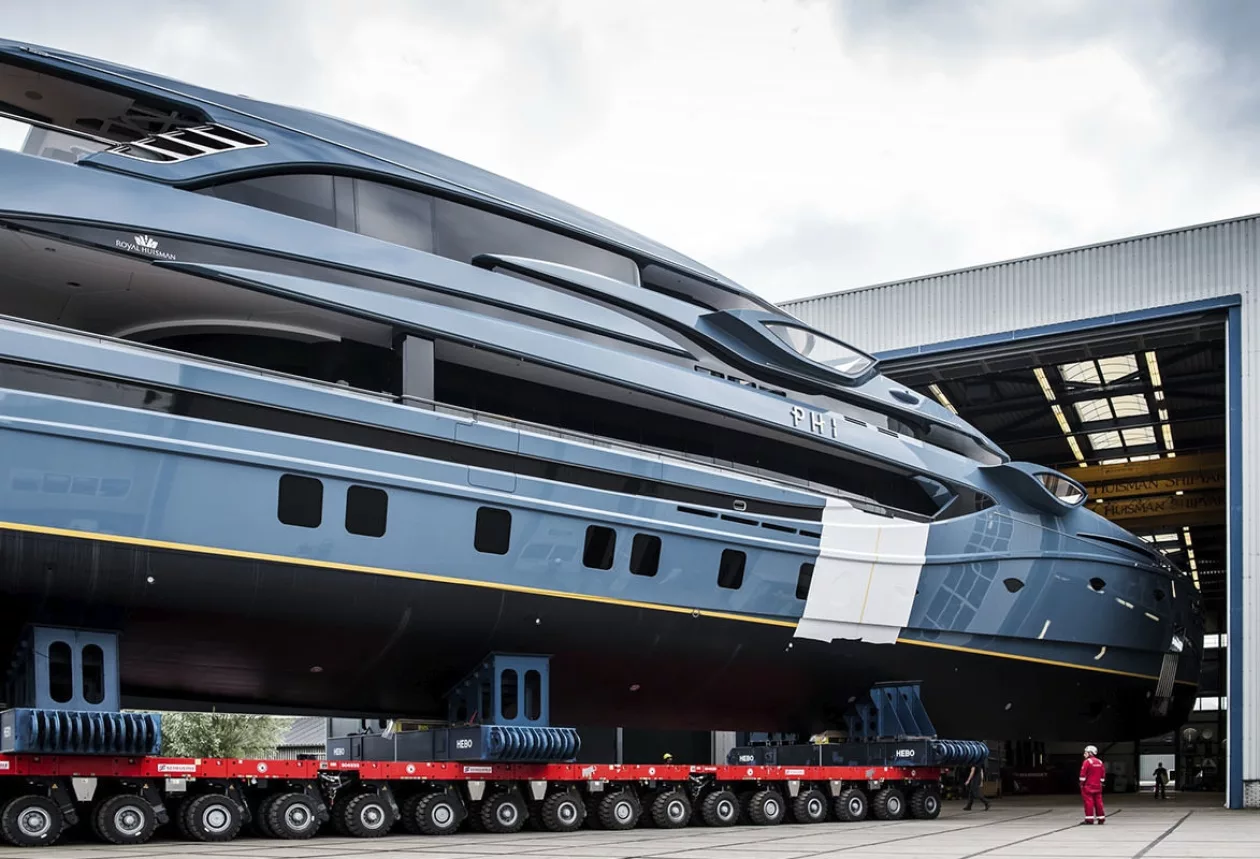 Royal Huismans Phi 5