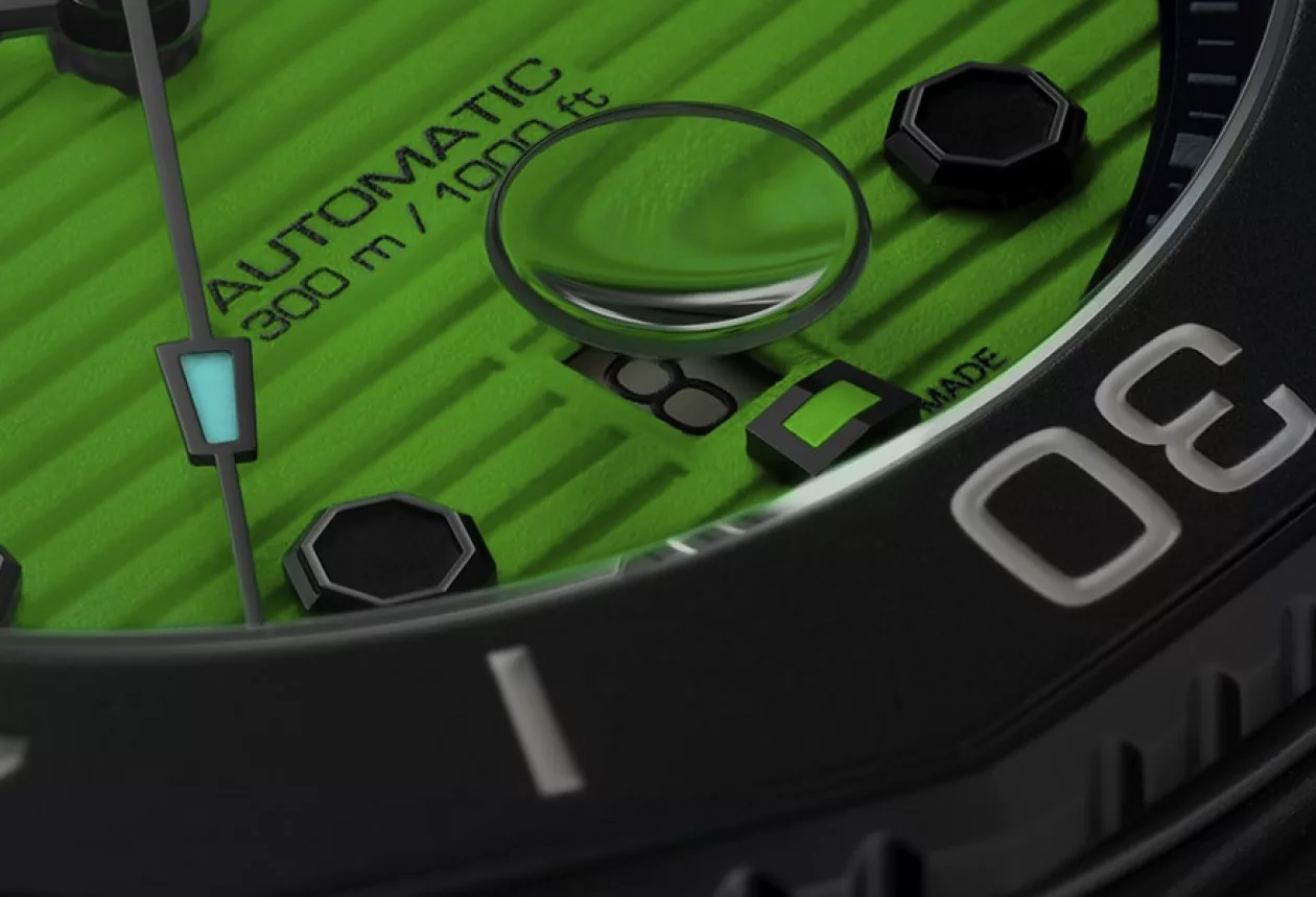 The Aquaracer Professional 300 3