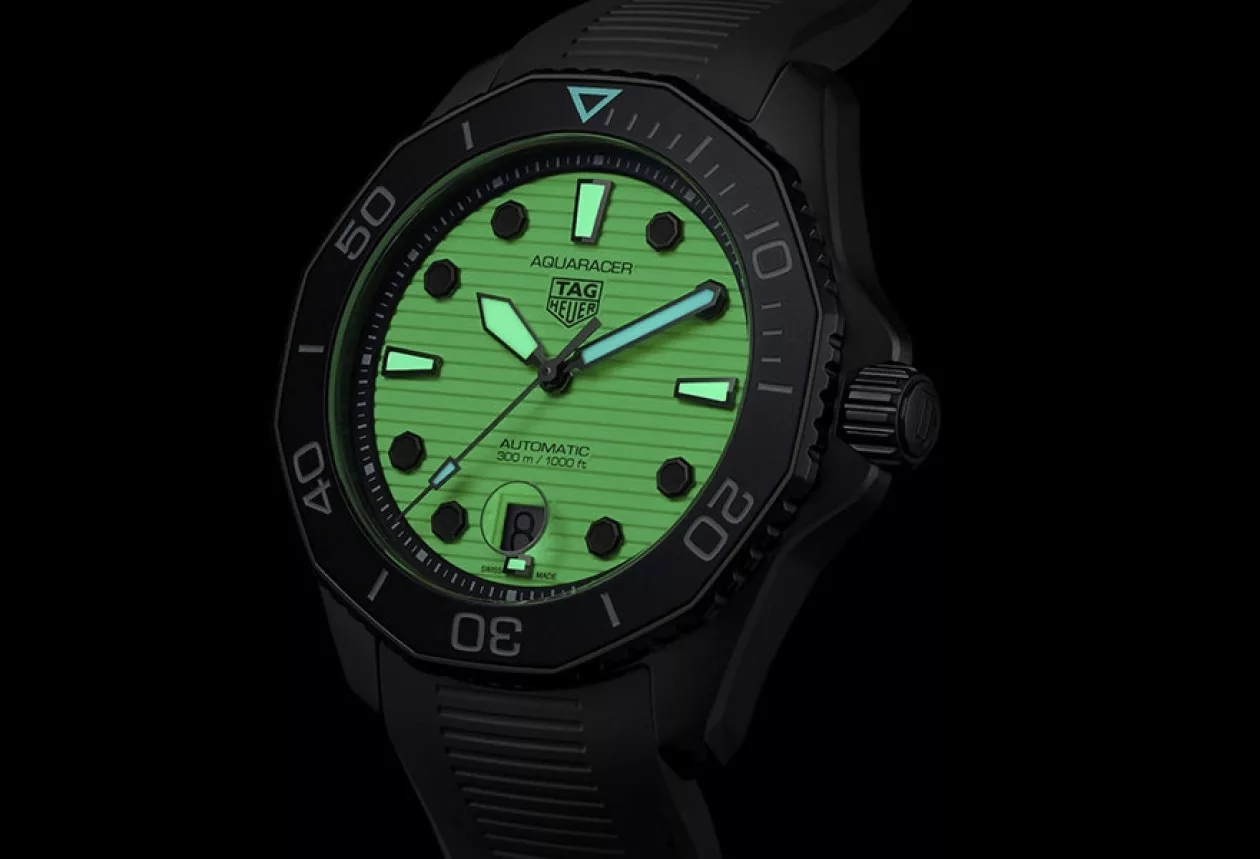 The Aquaracer Professional 300 4