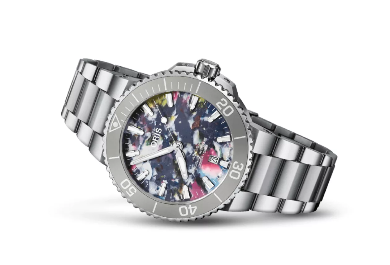 ORIS AQUIS DATE UPCYCLE WATCH 1