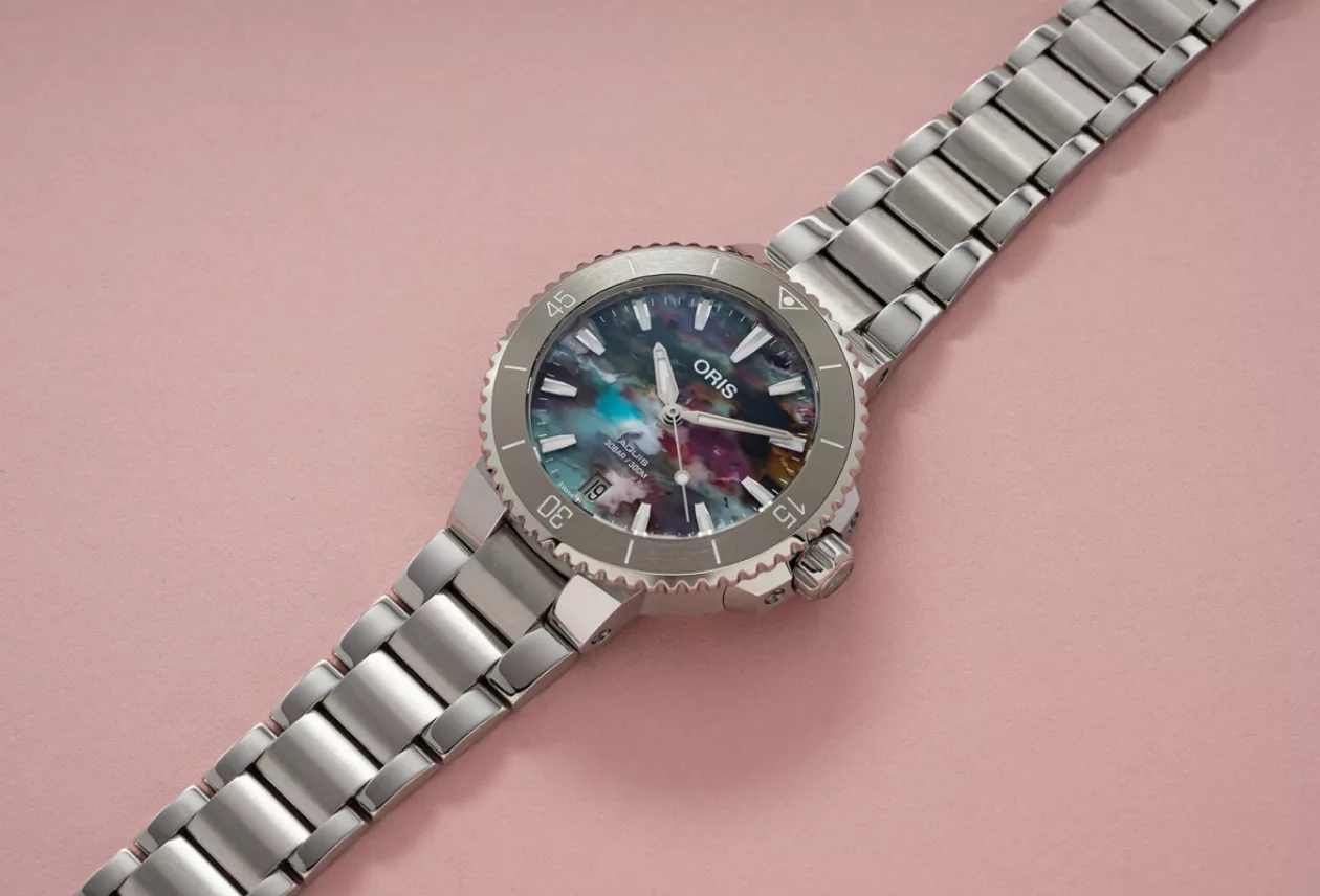 ORIS AQUIS DATE UPCYCLE WATCH 6