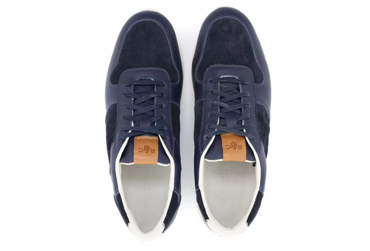 Bennett Trainer 4