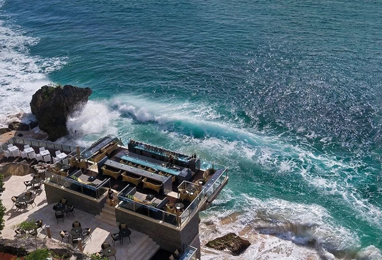 Rock Bar at Ayana Resort and Spa 9