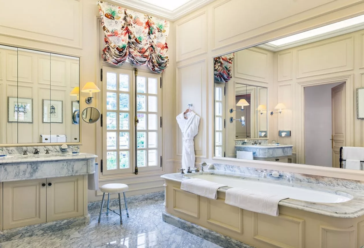 KARL LAGERFELDS FRENCH RIVIERA VILLA 8