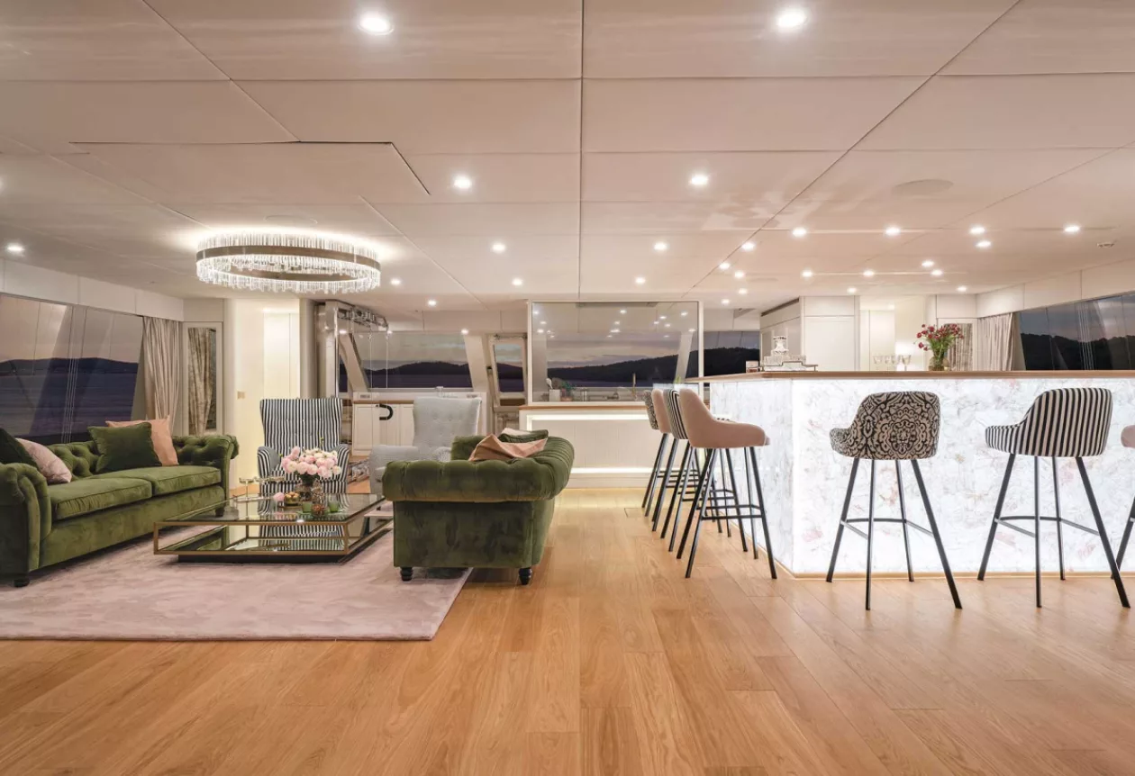 Sunreefs Lavish New 96 Foot Super Cat 3