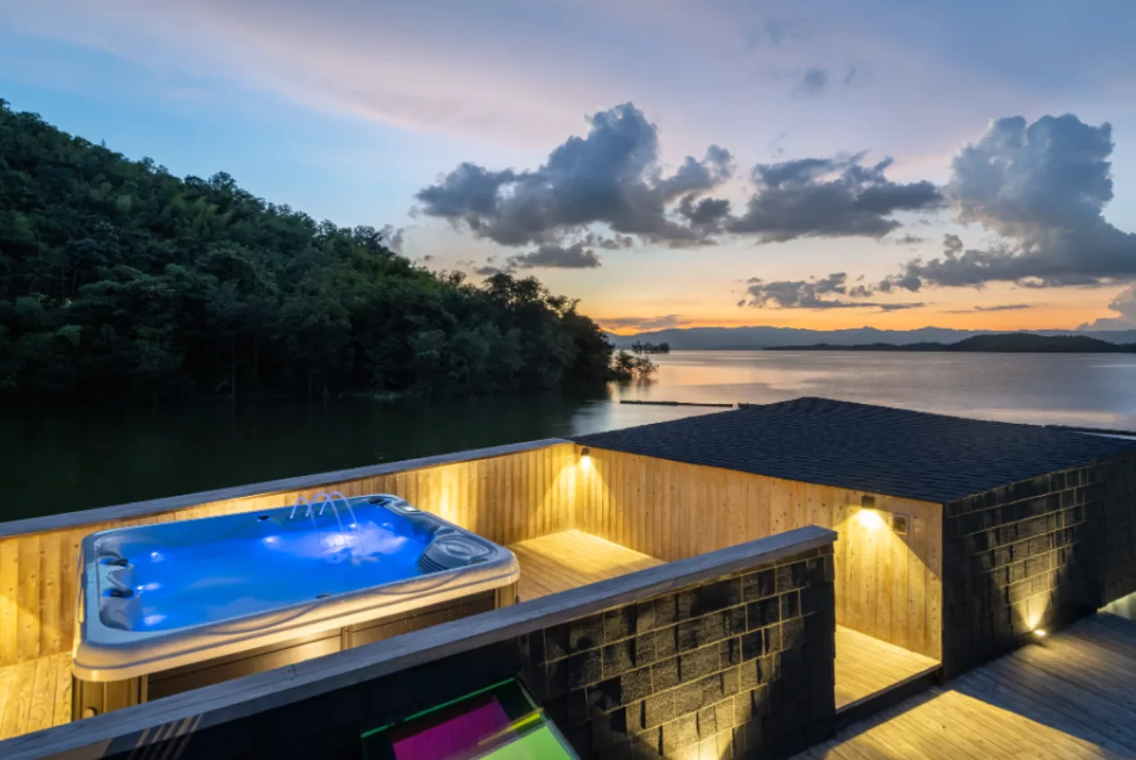 Pla 2 Private Floating Resort in Si Sawat Thailand 8