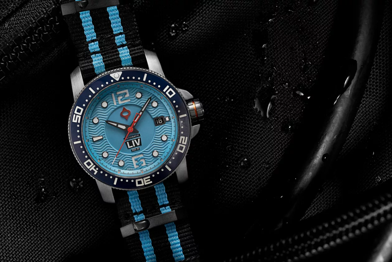 LIV GX Divers 44mm 7