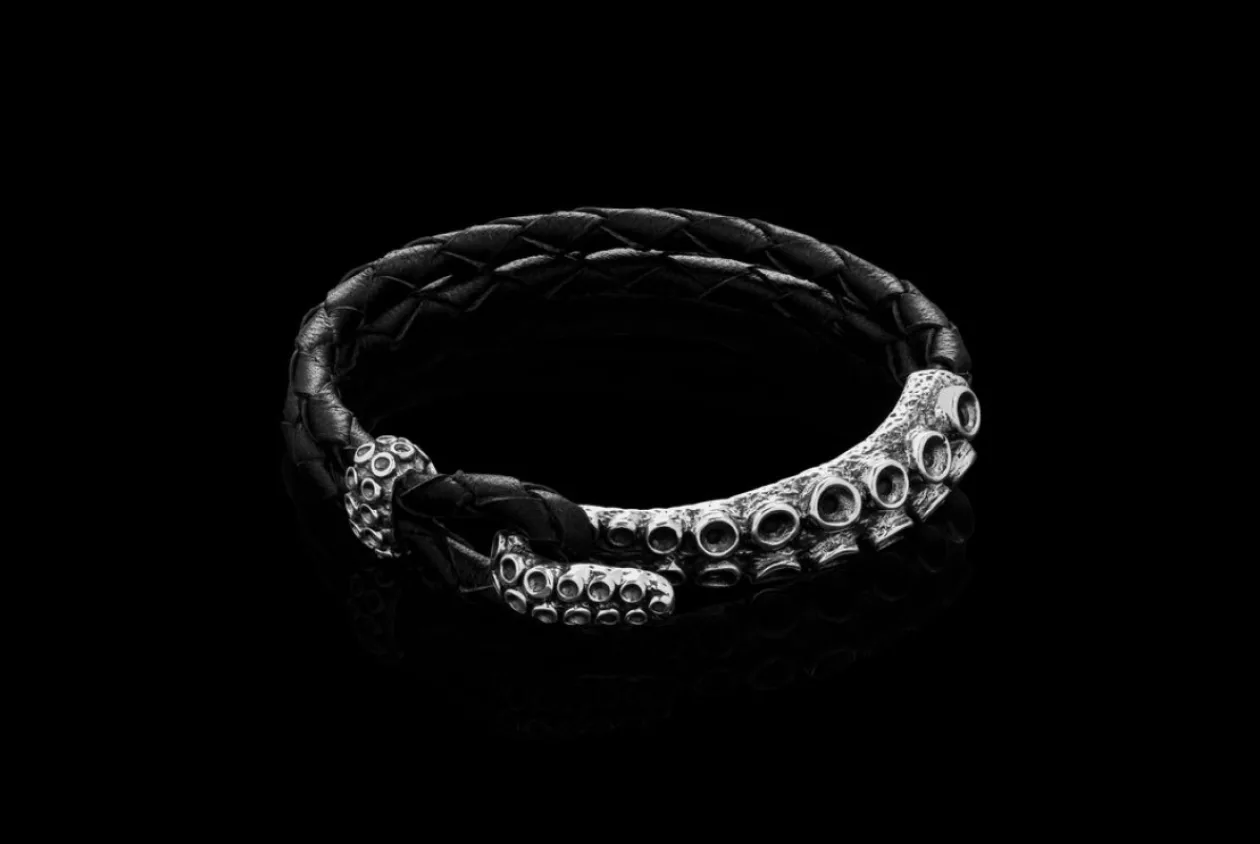 20000 LEAGUES Bracelet 1