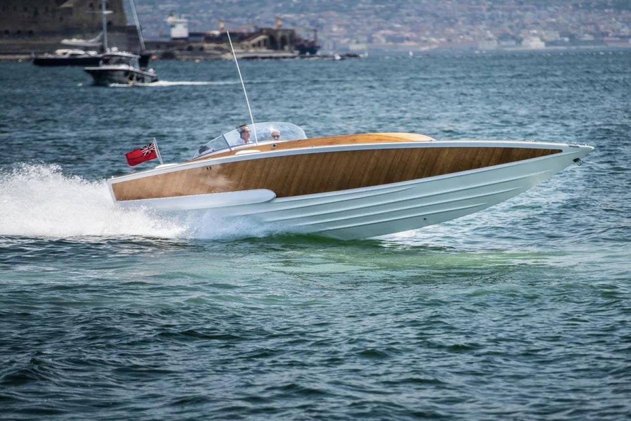 Cinquanta boat01
