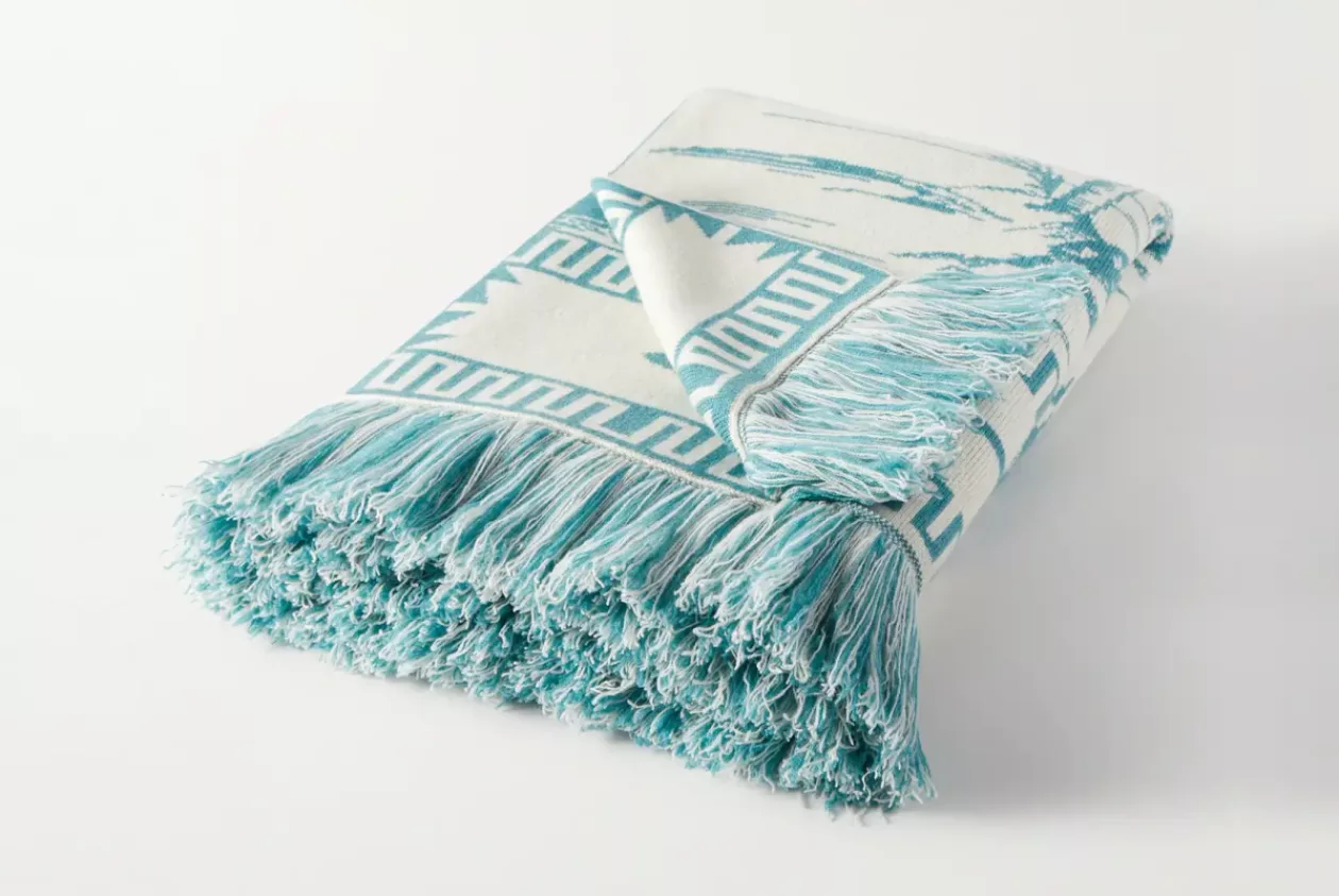 Surrounded by the Ocean Fringed Cashmere Blend Jacquard Blanket 3