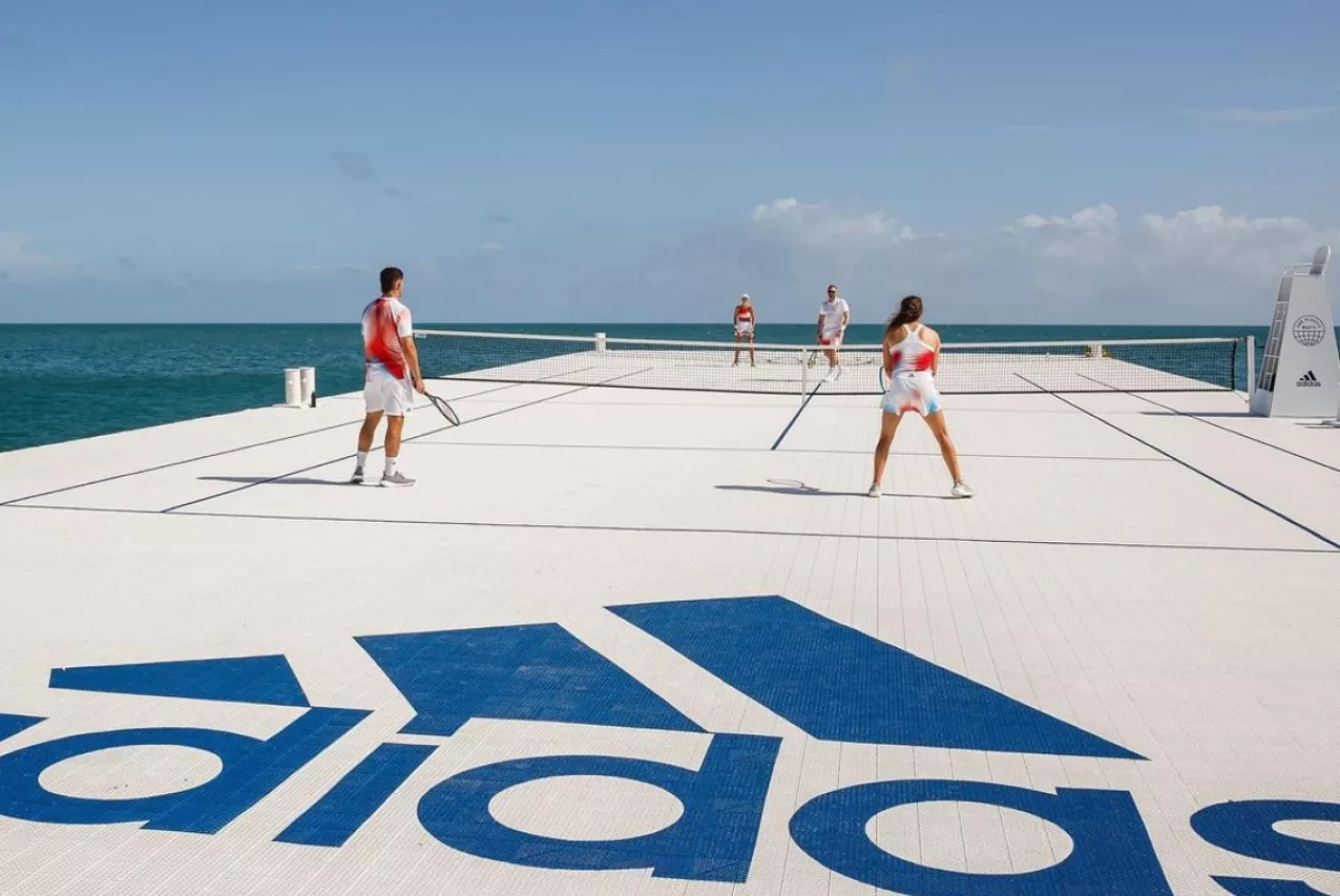 ADIDAS AND PARLEY BUILD A RECYCLED PLASTIC TENNIS COURT 3
