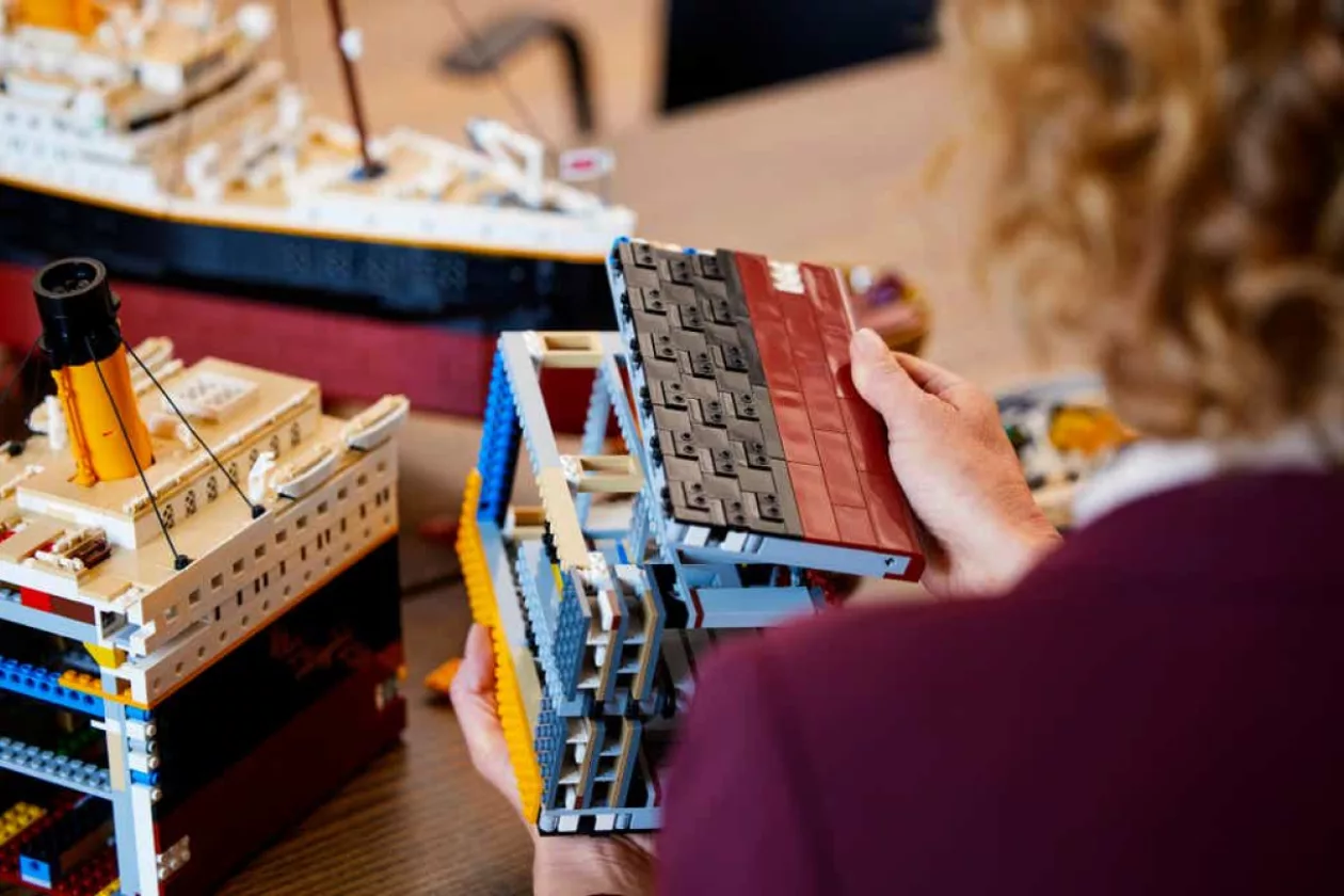 LEGO Titanic 1