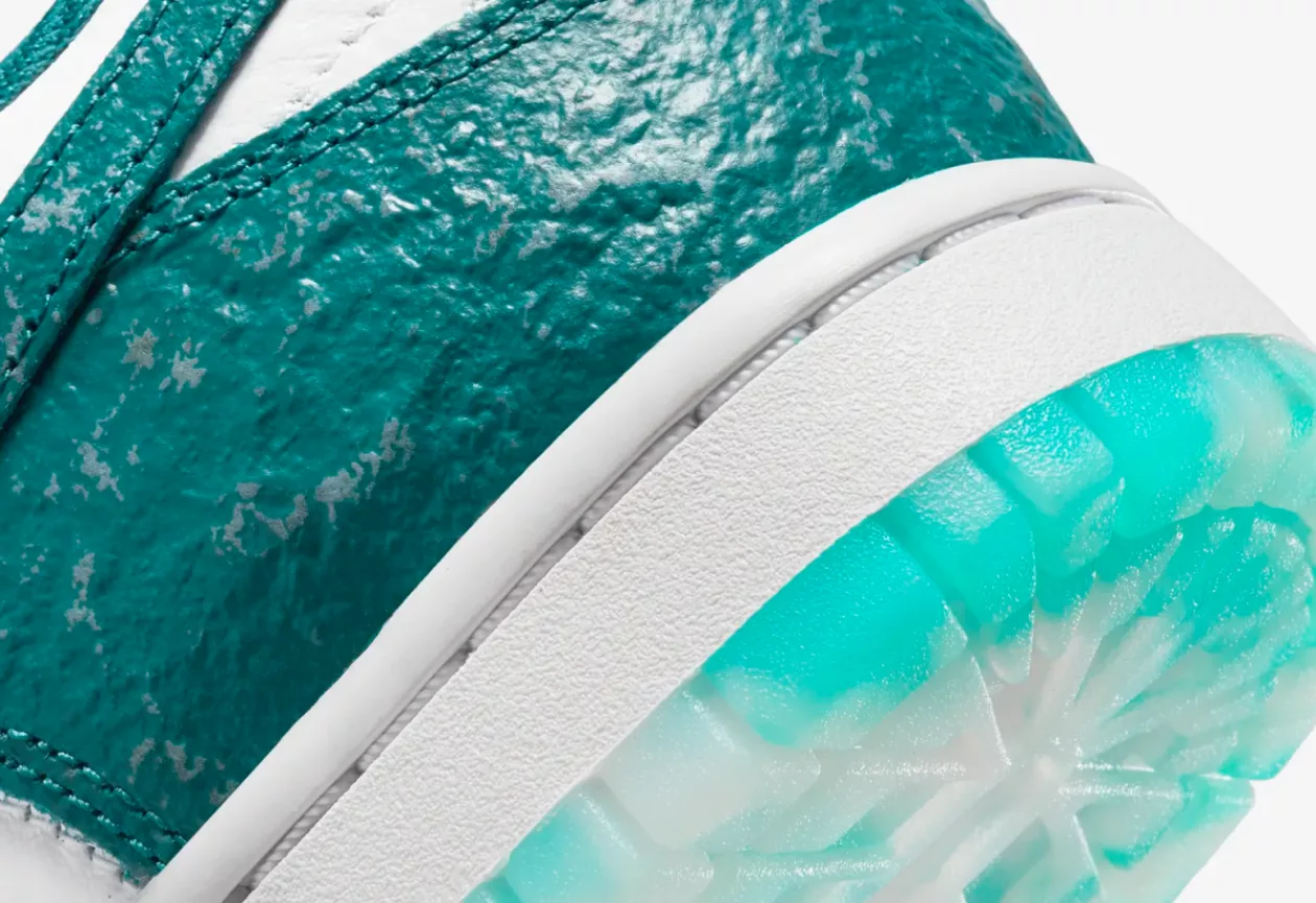 Nike Dunk Low Ocean 6