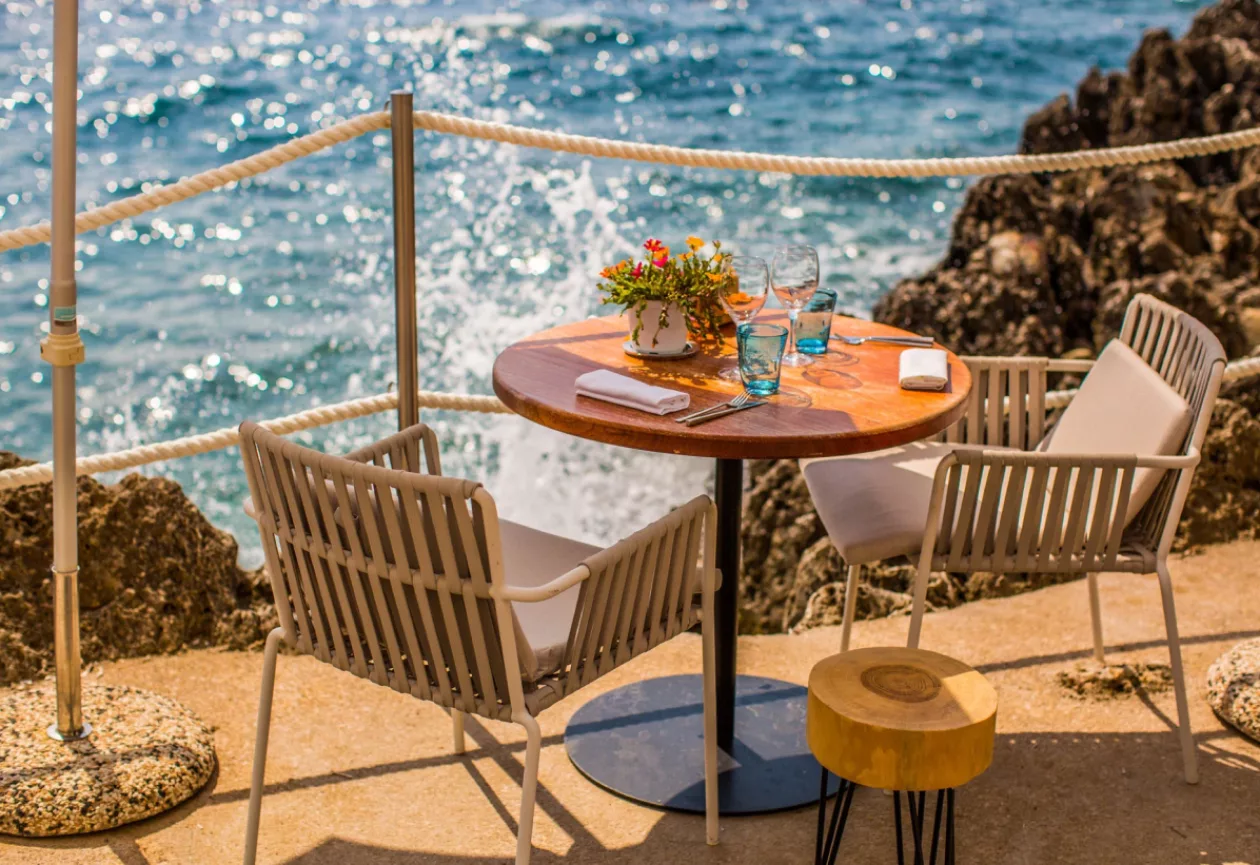 The Maybourne Riviera 7
