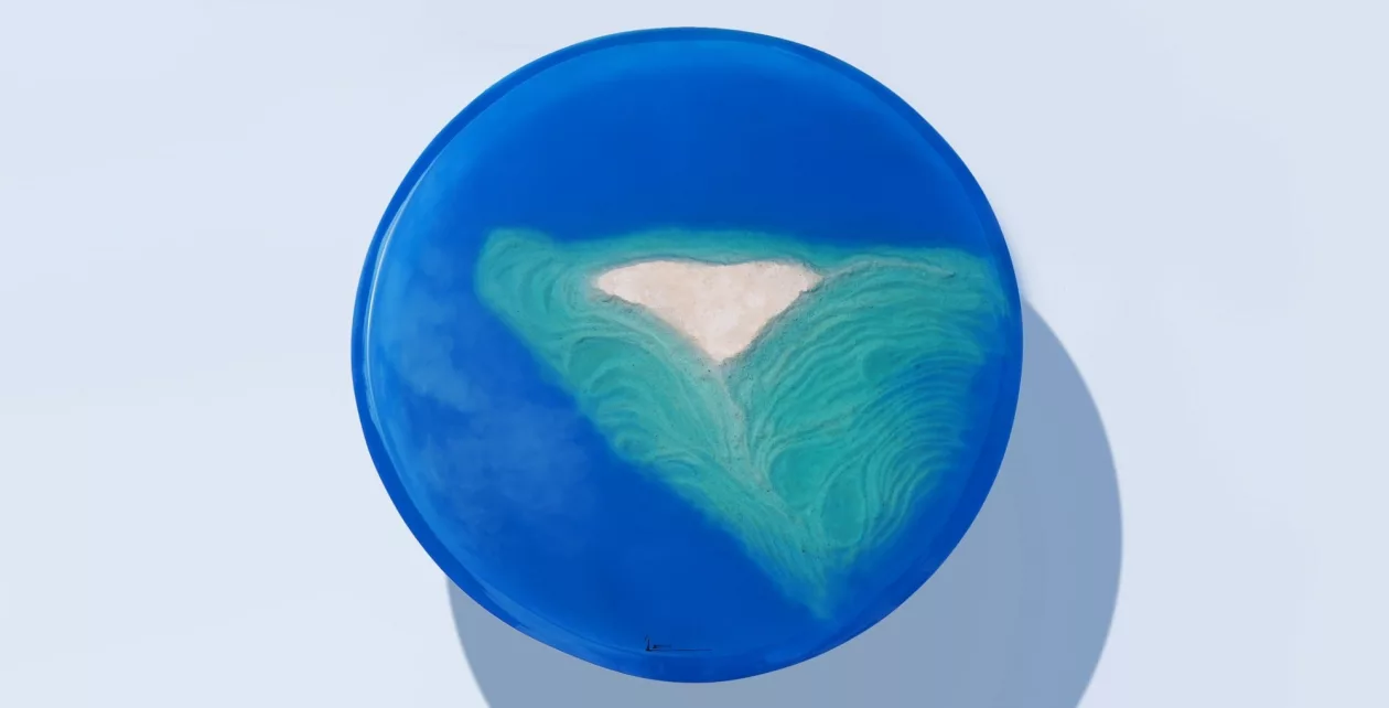 Azzurro table 3