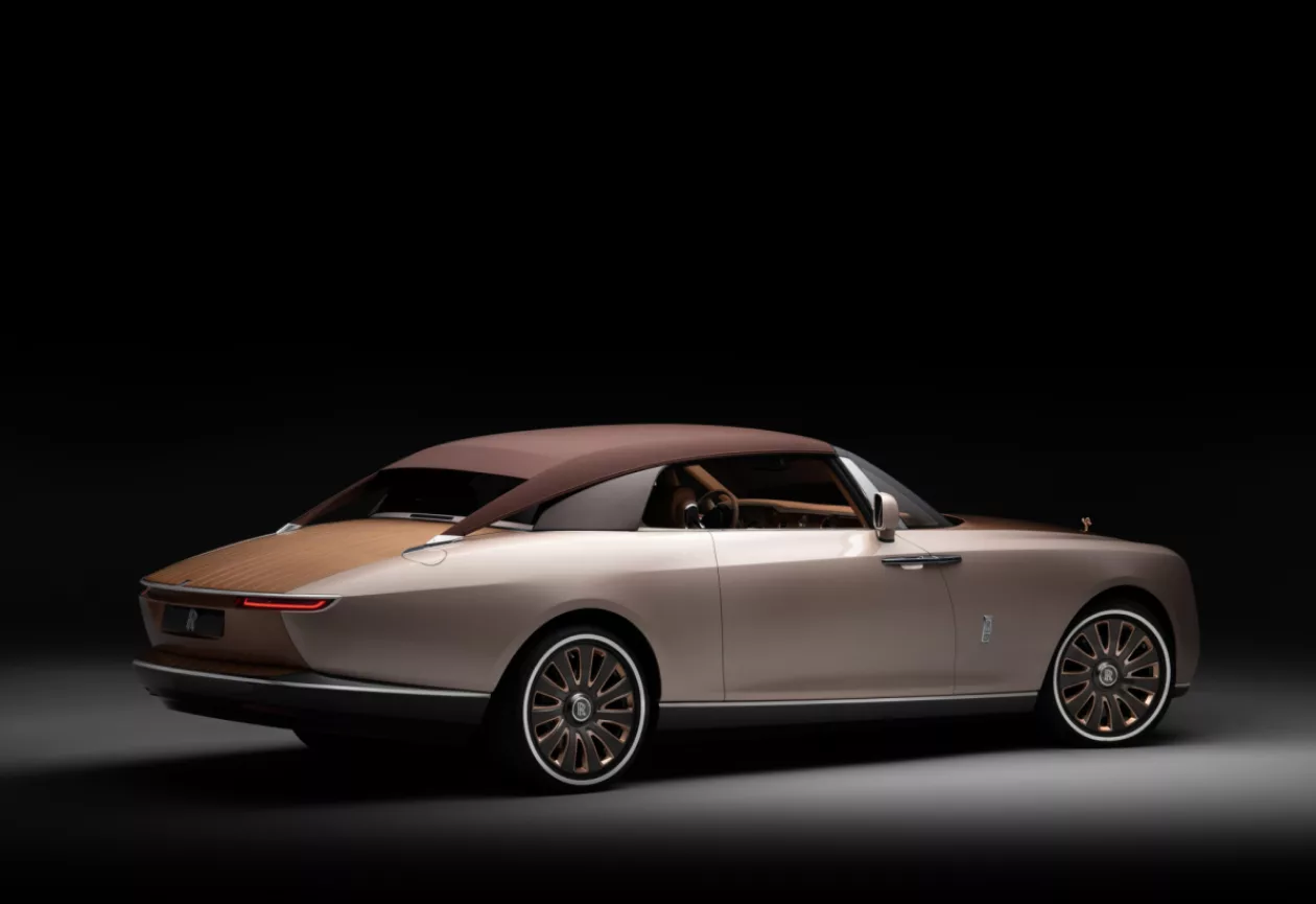 2023 ROLLS ROYCE BOAT TAIL 5