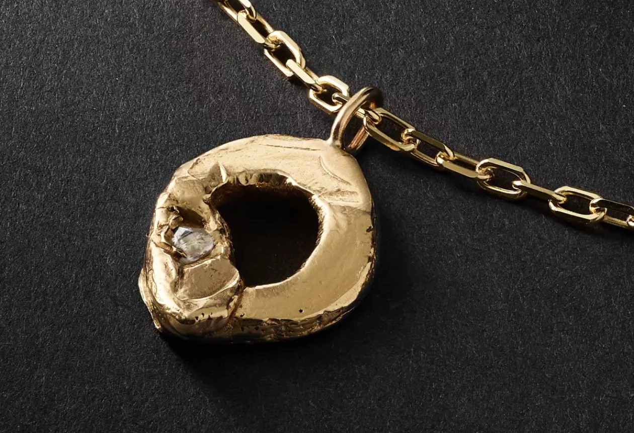 OCEAN DIAMONDS WALLACE 9 KARAT GOLD DIAMOND PENDANT NECKLACE 1