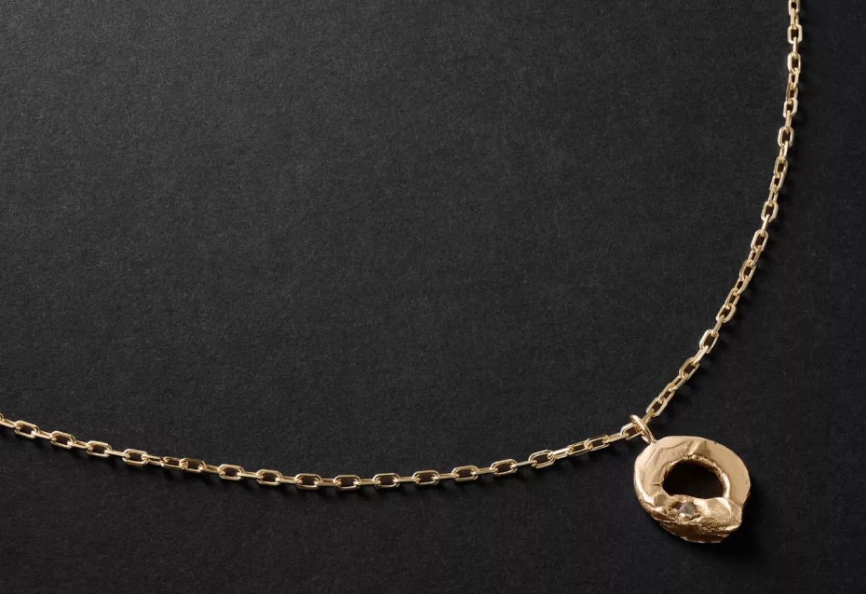 OCEAN DIAMONDS WALLACE 9 KARAT GOLD DIAMOND PENDANT NECKLACE 2