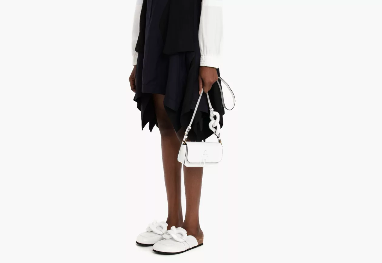 ANCHOR CHAIN BAGUETTE LEATHER SHOULDER BAG 1
