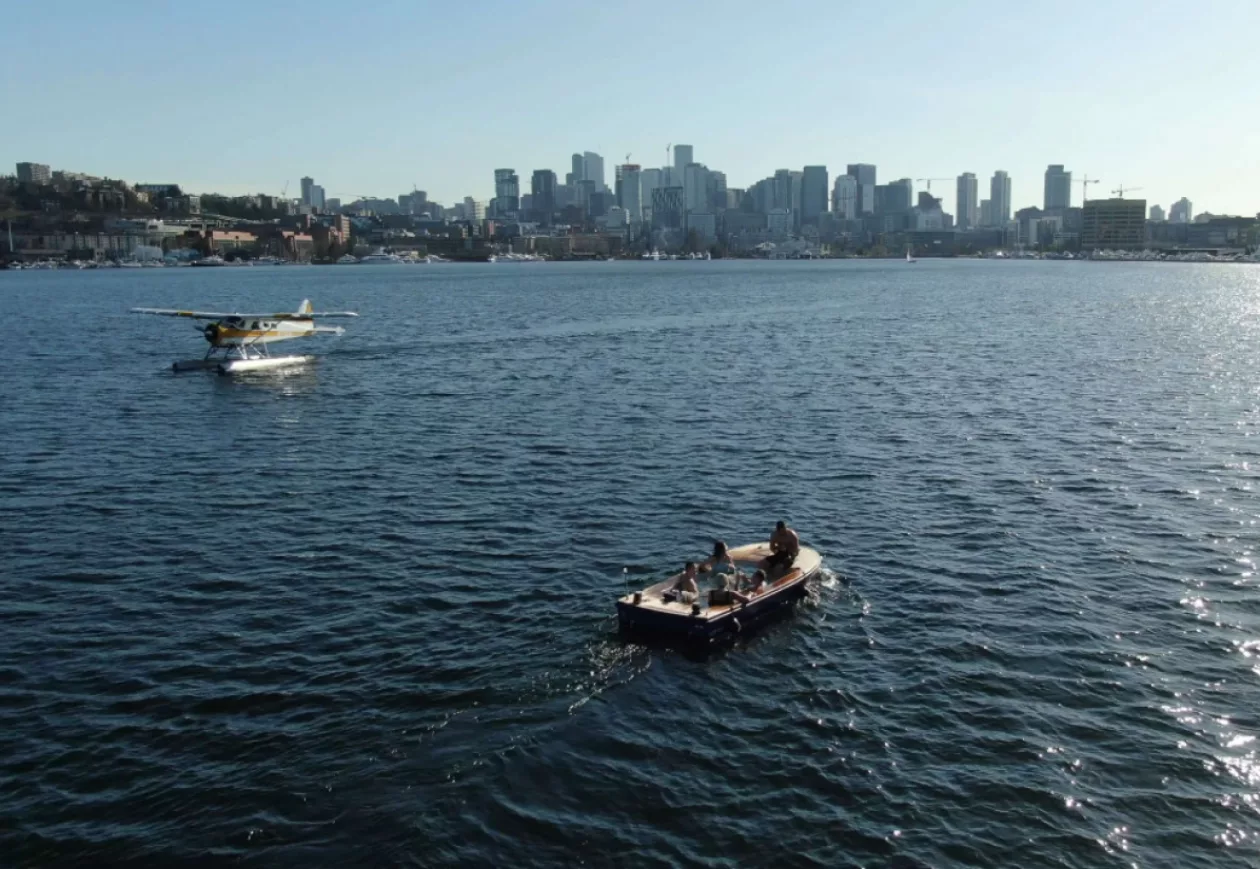 The Hot Tub Boat 3