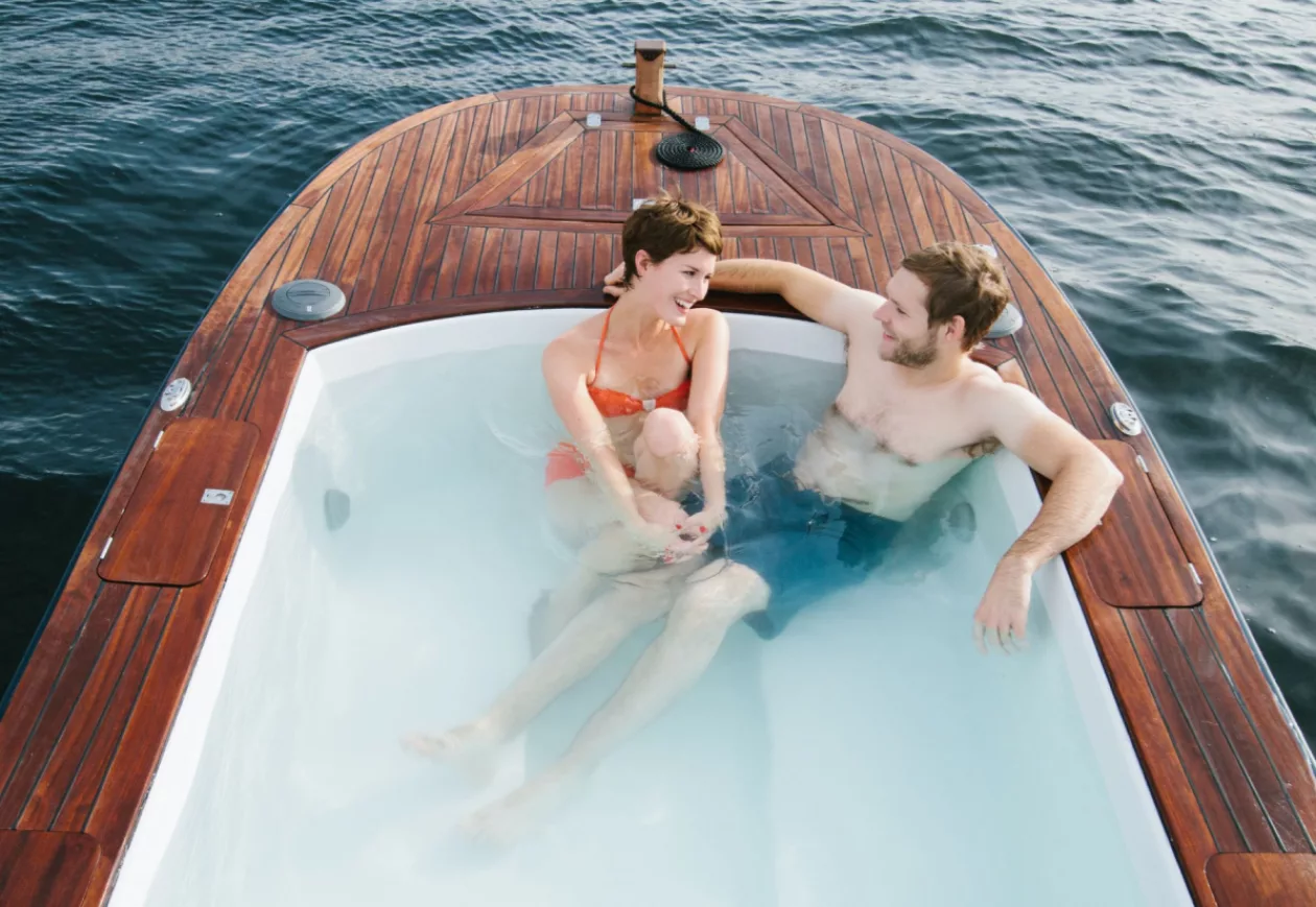 The Hot Tub Boat 5