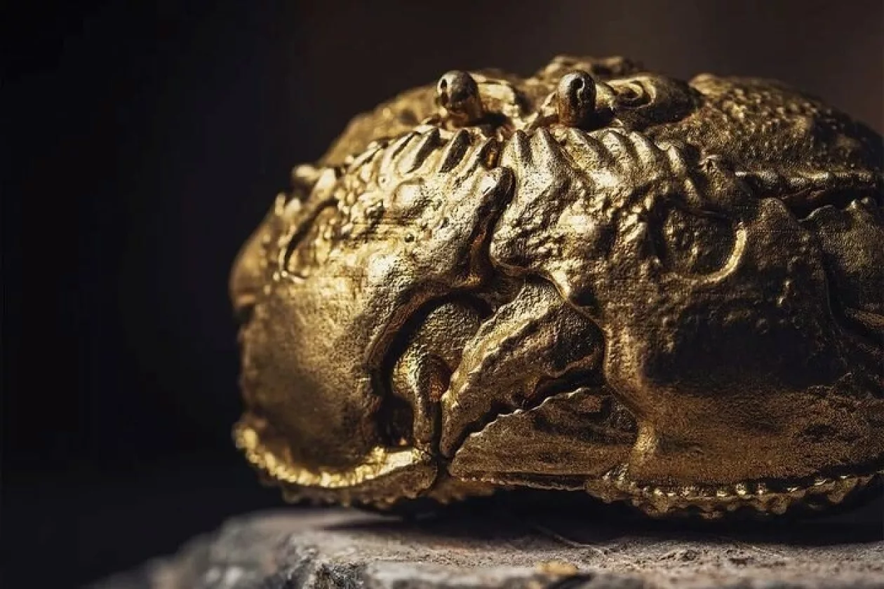 BRASS CRAB KEEPSAKE BOX 5