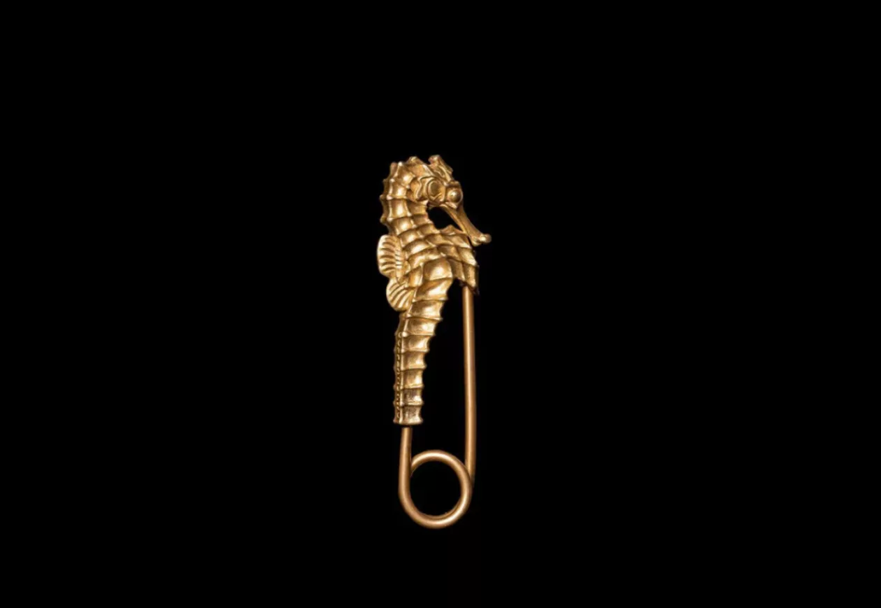 BRASS SEAHORSE PIN KEYCHAIN 21