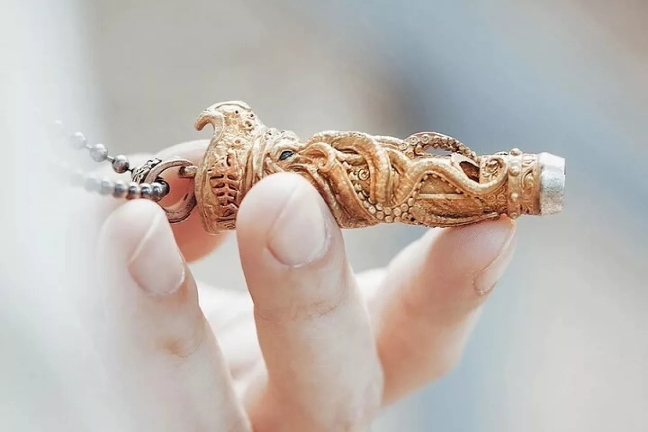 BRASS PIRATE OCTOPUS WHISTLE 4