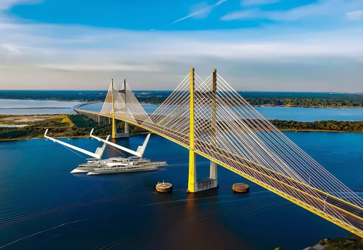 This Bonkers 328 Foot Trimaran Concept Trident 2