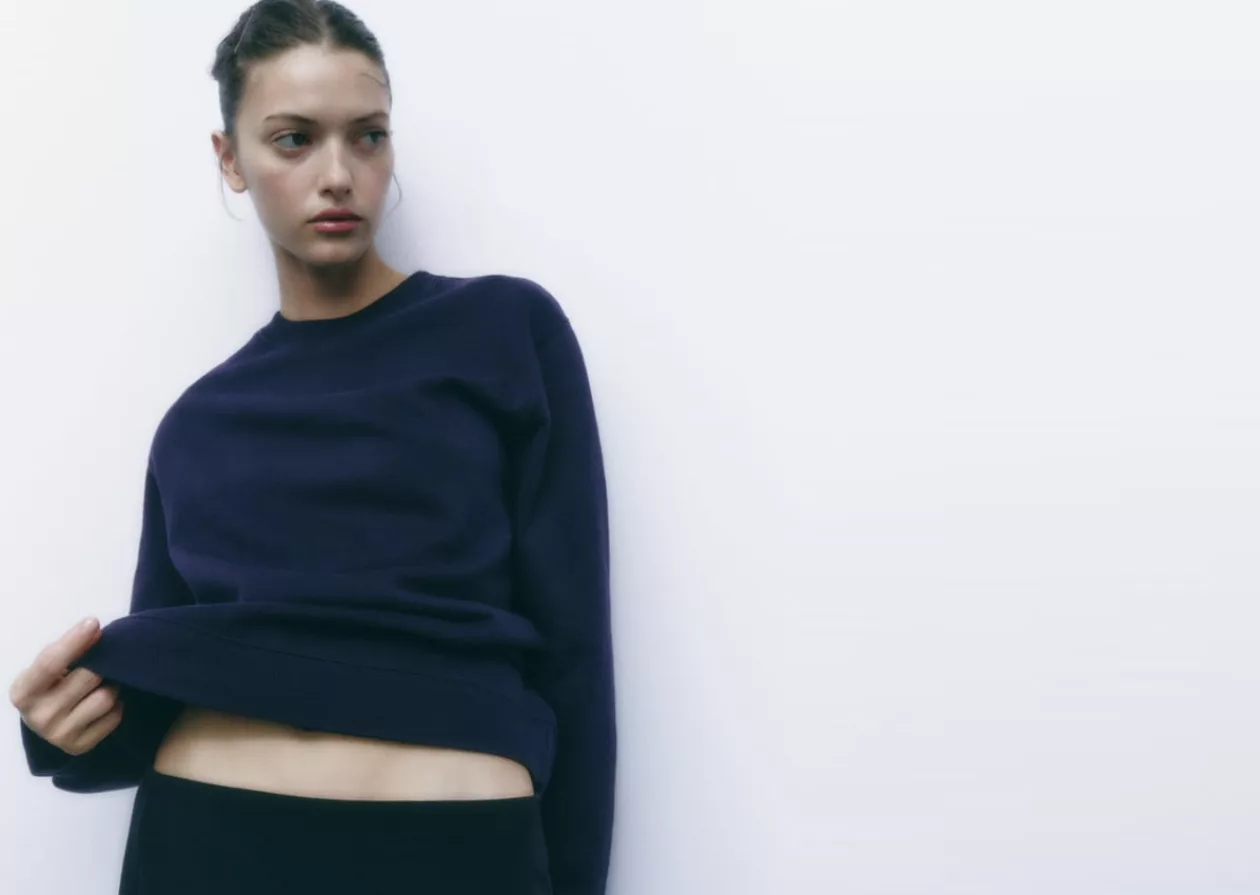 Navy Blue Minimalist Sweatshirt by ZARA 2