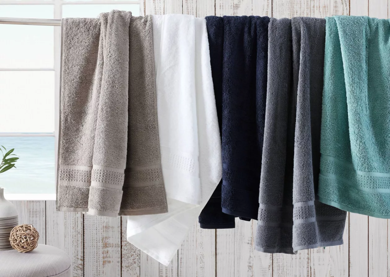 Oceane Navy 6 piece Antibacterial Towel Set by NAUTICA 1