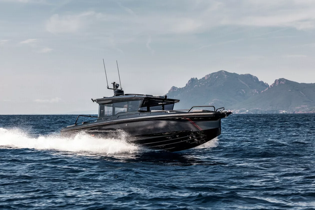 The Brabus Shadow 900 Black Ops Superboat Can You Handle It 9