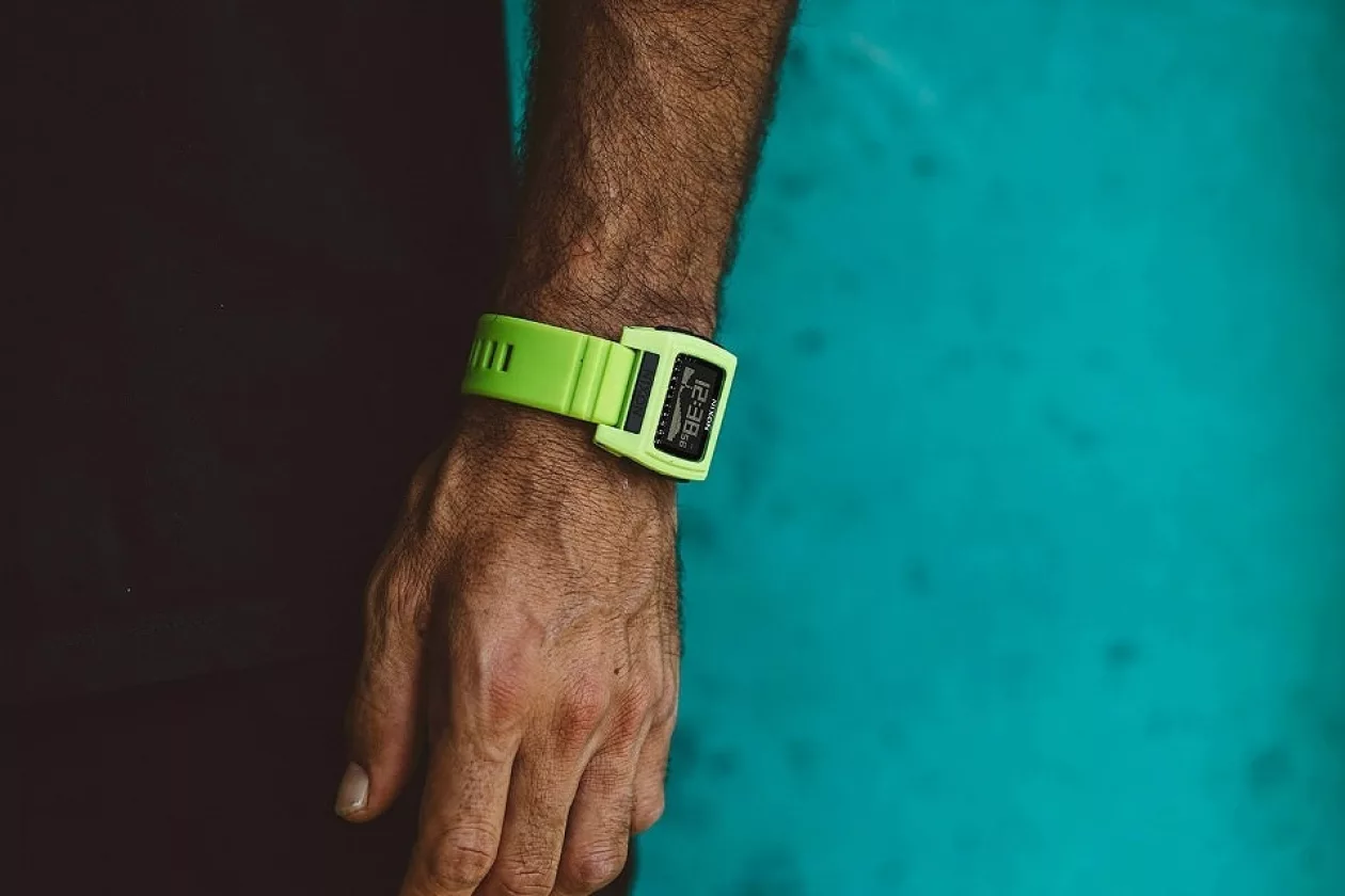 Nixon A1212 300 view6