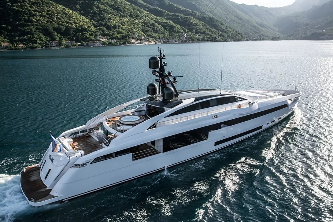 Aurora yacht03