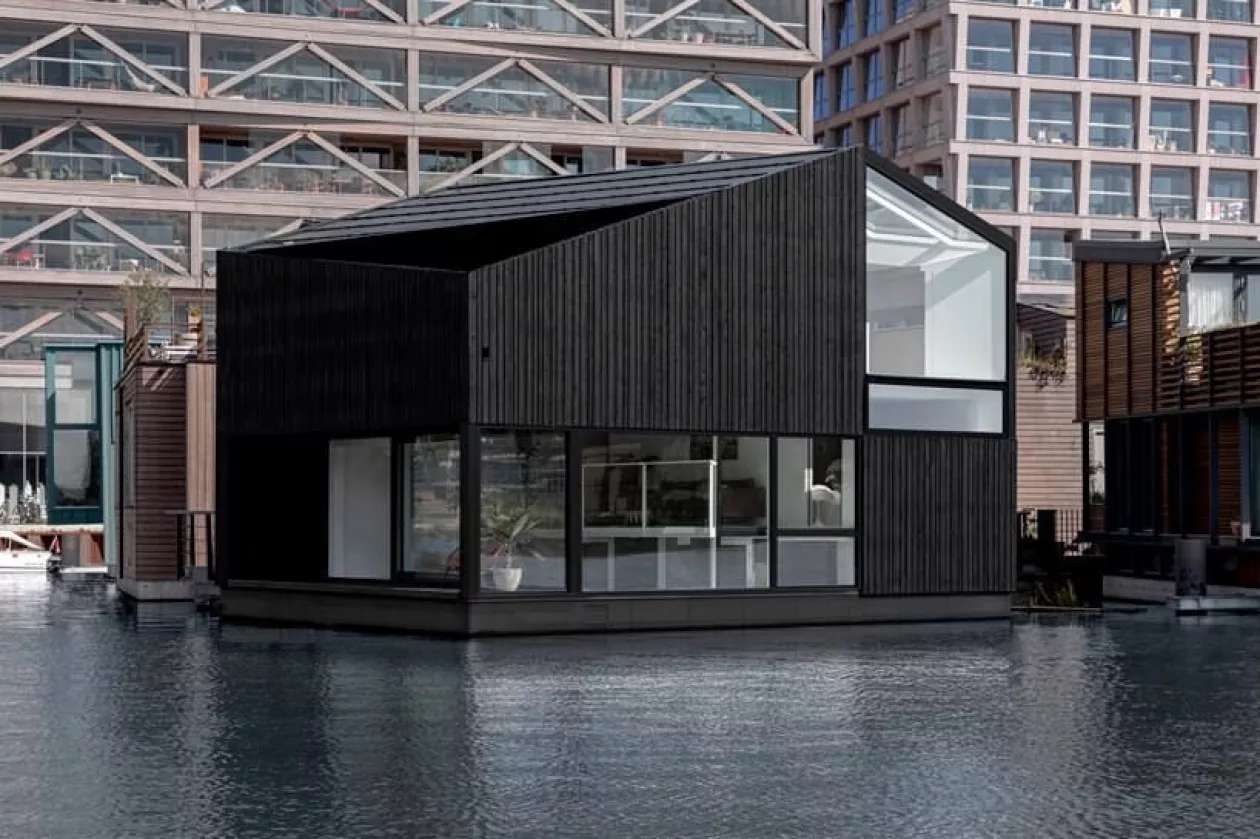 I29 architects floating home supremarine 1
