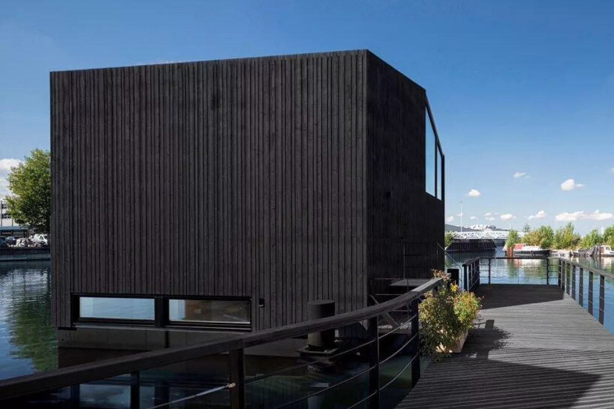 I29 architects floating home supremarine 8
