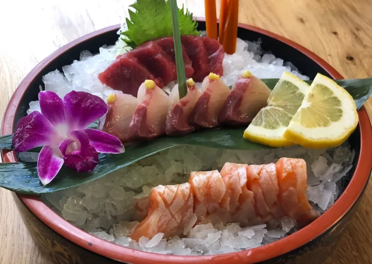 Enjoy the Best of Japanese Cuisine at Akikos Sushi Bar 4