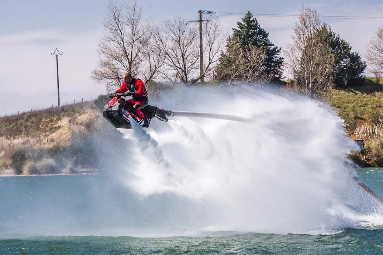 Watercraft01