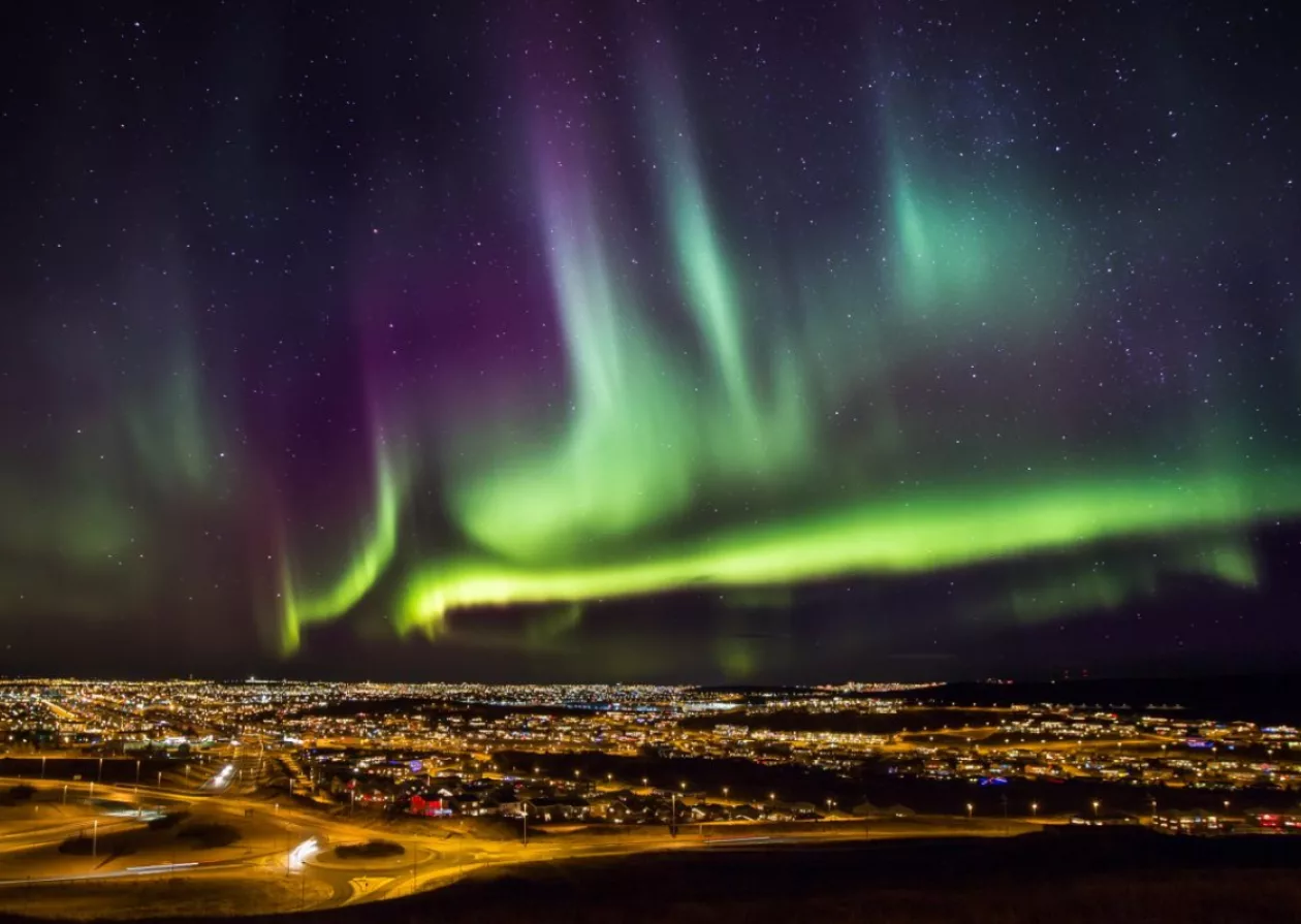 The Arctic Horizon A Journey to Discover the Beauty of the Arctic 4