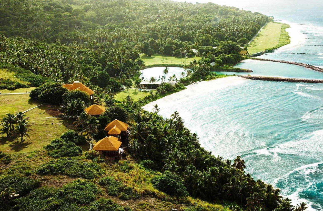 Fregate island convergine 1