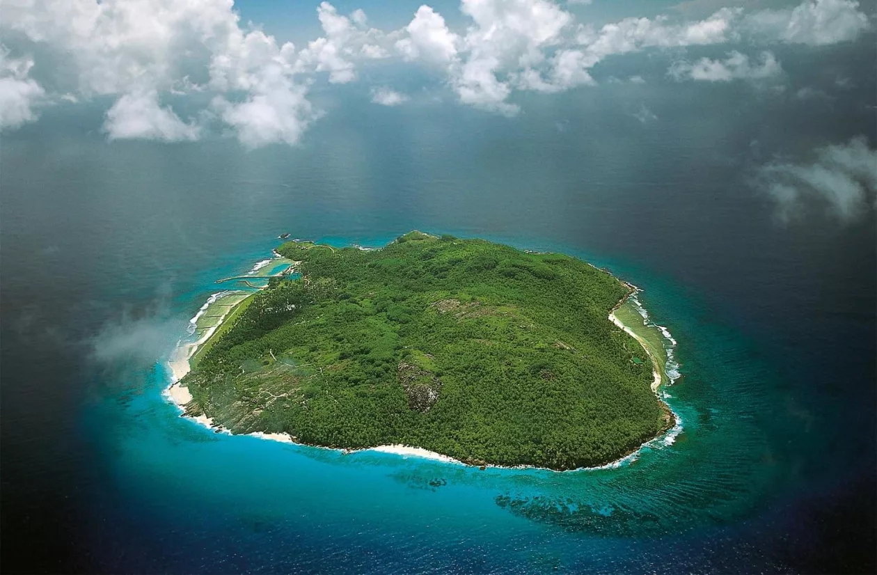Fregate island convergine 3