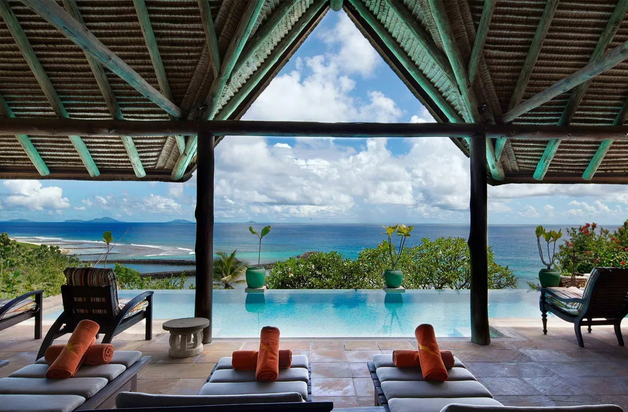 Fregate island convergine 8