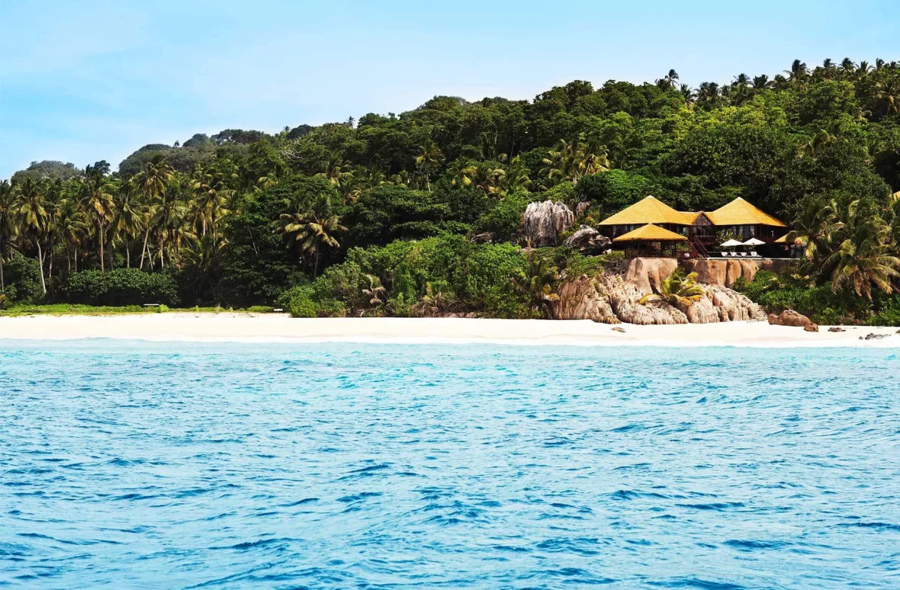 Fregate island convergine 11