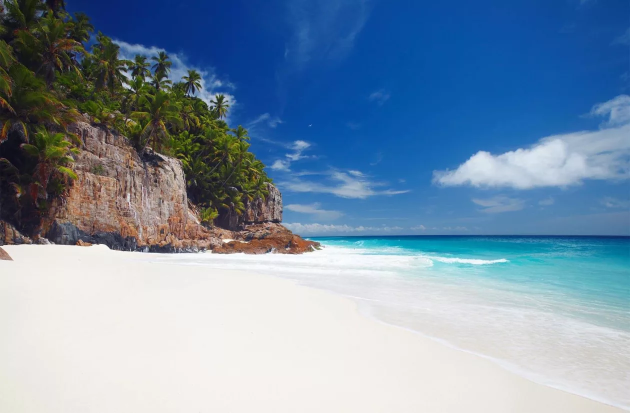 Fregate island convergine 15