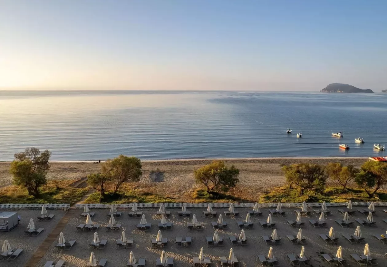 Barefoot Luxury on Zakynthos Golden Sands 08